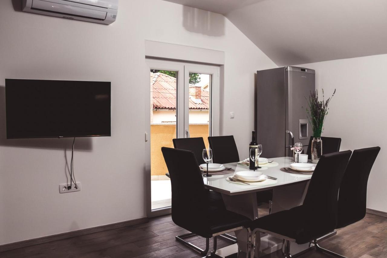 Apartmani Vuckovic Vodice Exterior photo